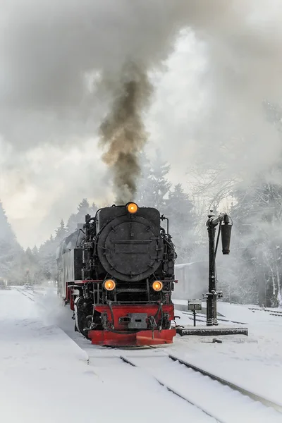 Parowóz gotowa do Brocken w zimie, Niemcy — Zdjęcie stockowe