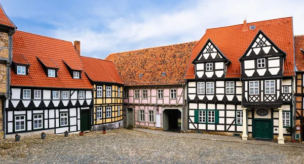 Fachwerk case nel centro storico di Quedlinburg, Germania — Foto Stock