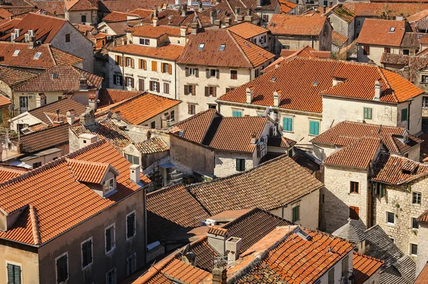 Pohled z hor do města Kotor, Černá Hora — Stock fotografie