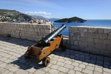 Fort Lovrijenac, Dubrovnik, savaş topu