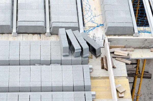 Nézd, az új beton házak építése