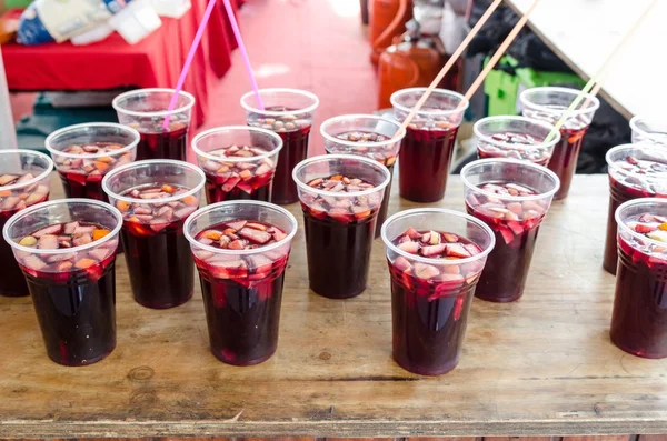 Sangria ile meyve yenileniyor