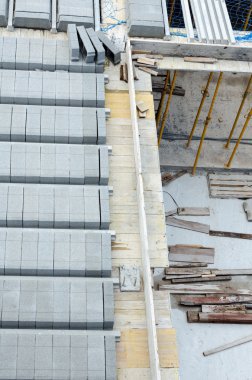 Nézd, az új beton házak építése