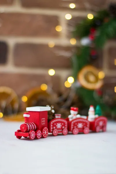 Trem Vermelho Pano Fundo Das Decorações Natal — Fotografia de Stock