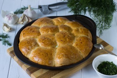 Sarımsaklı çörek yapma süreci - 4. adım