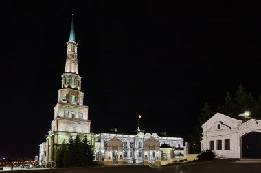Gece Kazan Kremlin. Kule Syuyumbike