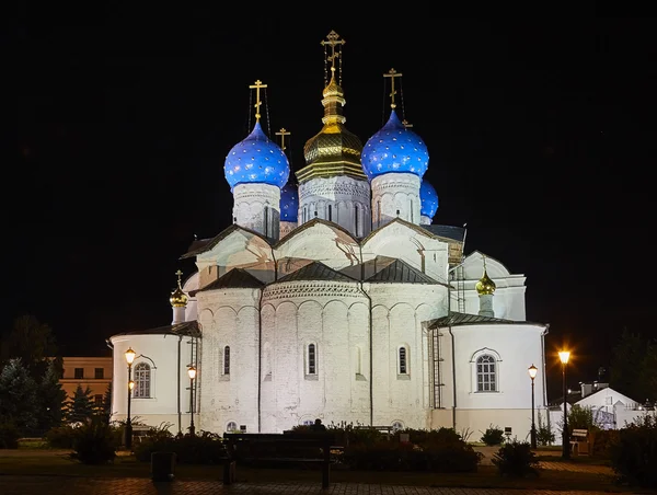 Nuit Kazan Kremlin. Cathédrale de Blagovechtchensky — Photo