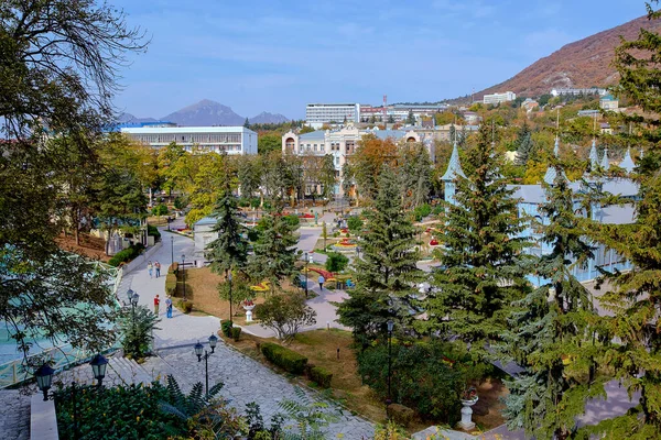 Πιατιγκόρσκ Πιατιγκόρσκ Πάρκα Αναψυχής Της Πόλης Πάρκο Flower Garden — Φωτογραφία Αρχείου