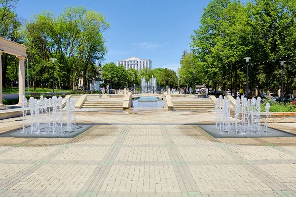 Essentuki Central Recreation Park Praça Fonte — Fotografia de Stock