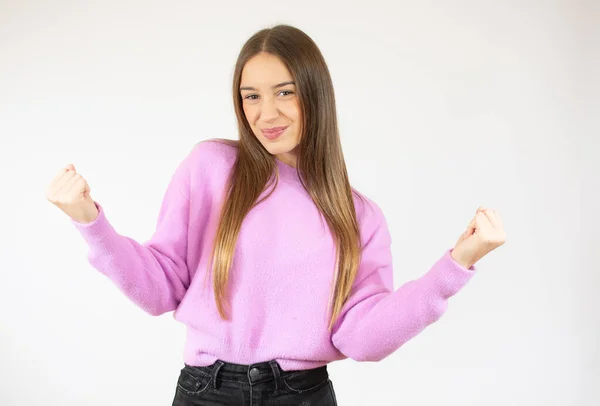 Retrato Uma Alegre Menina Adolescente Feliz Vestida Com Suéter Casual — Fotografia de Stock