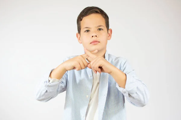 Junge Hübsche Kleine Junge Lässiger Kleidung Steht Über Isolierten Hintergrund — Stockfoto