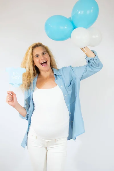 Joyful Pregnant Woman Casual Clothes Holding Balloons Isolated White — Stock Photo, Image