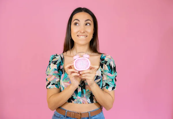 Portrait Cheerful Young Woman Holding Alarm Clock Isolated Pink Background — Stock Photo, Image