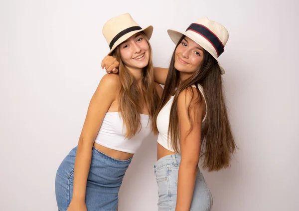 Friends Forever Two Cute Lovely Girl Friends Straw Hat Posing — Stock Photo, Image