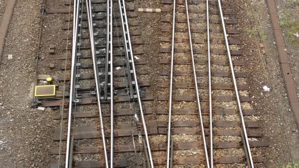 Eisenbahnlinie - von oben geschossen — Stockvideo