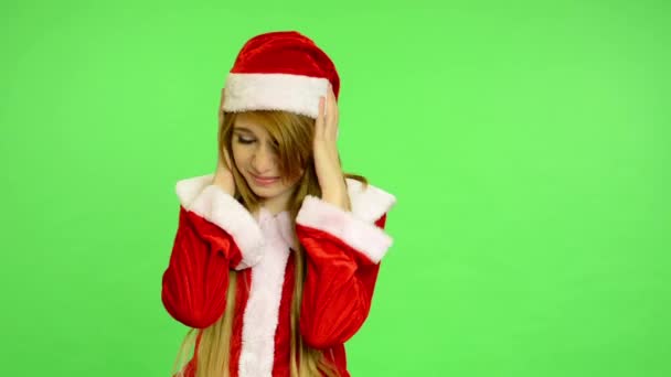Natal - Férias - jovem mulher atraente - tela verde - mulher está chateada (ruído) - shopping spree (caos) - conceito — Vídeo de Stock