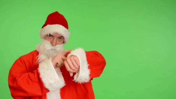Santa claus - zielony ekran - studio - Santa Claus pokazuje czas — Wideo stockowe