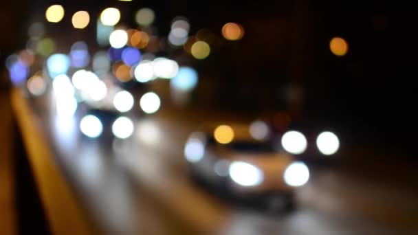 Night city - night urban street with cars - lamps - car headlight - blurred — Stock Video