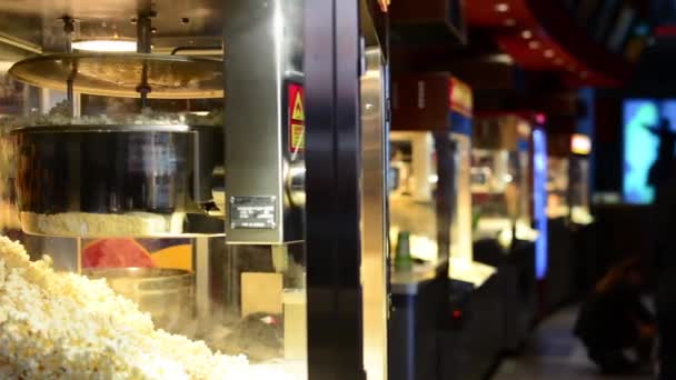Bar på bio-popcorn — Stockvideo