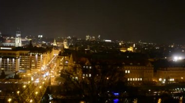 Gece şehir (Prag, Cek Cumhuriyeti) - panorama