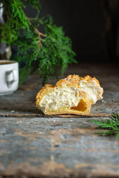 Choux Pastelaria Eclair Shu Profiterole Recheio Doce Salgado Massa Macia — Fotografia de Stock