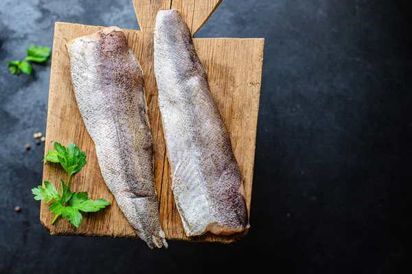 Pescado Merluza Filete Crudo Mariscos Omega Vitamina Listo Para Comer —  Fotos de Stock