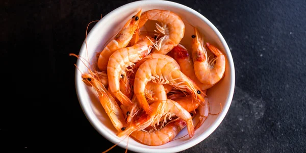 Camarão Pronto Para Comer Crustáceo Frutos Mar Refeição Mesa Lanche — Fotografia de Stock