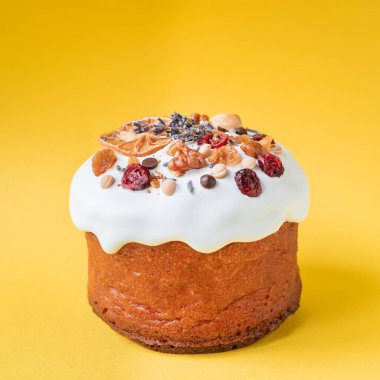 Paskalya pastası tatili taze tatlı çörek sağlıklı yemek üst görünüm metin yiyecekleri arka plan kırsal görüntü için kopyalama alanı