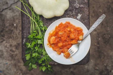 Ev yapımı kabak konservesi. Kapatın.