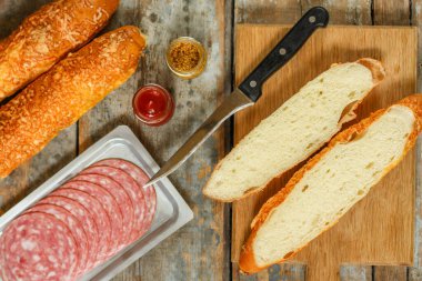 Sandviç üst görünümü için malzemeler