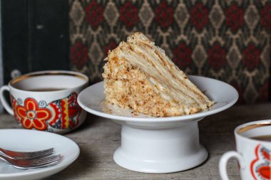 Napolyon pastası kırsal arka planda