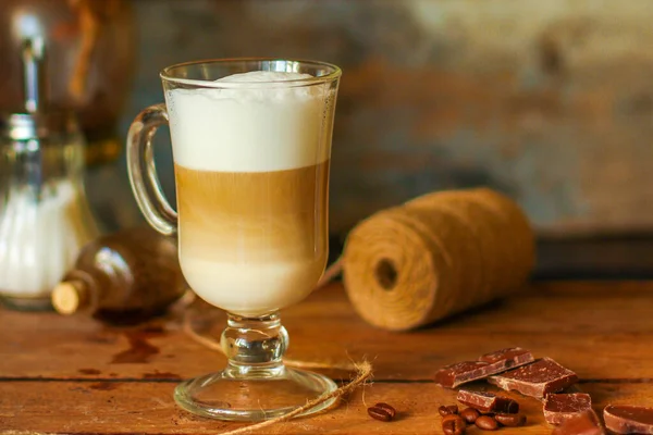 Latte Einer Transparenten Tasse — Stockfoto