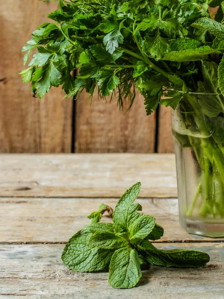 Feuilles Menthe Verte Fraîche Dans Verre — Photo