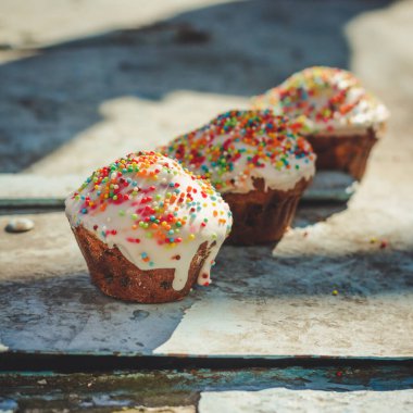 Paskalya pastaları kapanıyor.