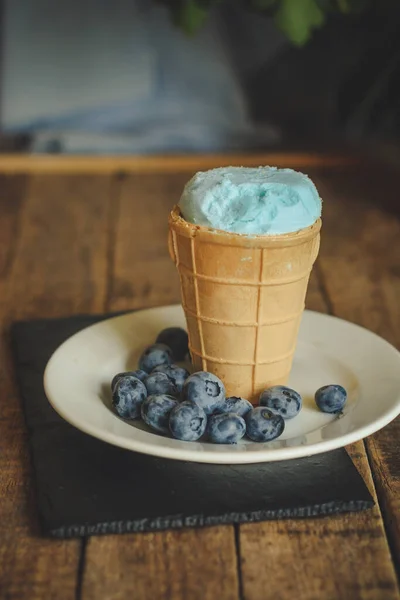 Blue Ice Cream Blueberries — Stock Photo, Image