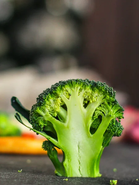 Fresh Green Organic Broccoli Close View — Stock Photo, Image