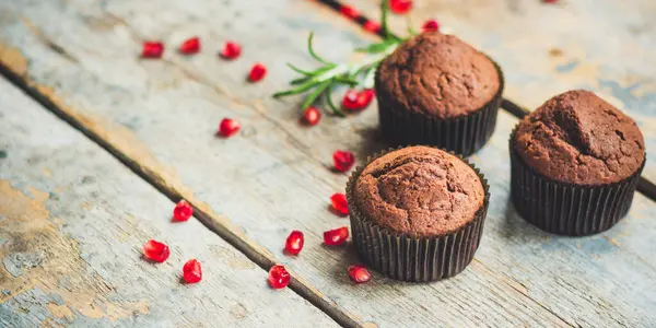 Muffin Cioccolato Sfondo Legno — Foto Stock
