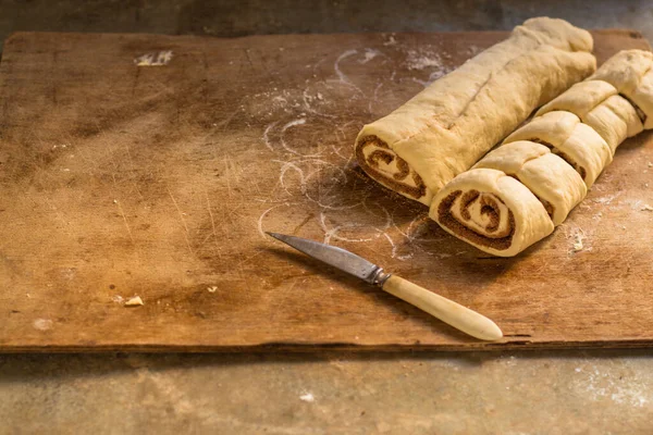 Hemmagjorda Kanelbullar Beredning — Stockfoto