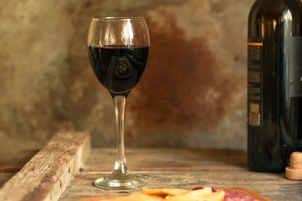 Glass Red Wine Wooden Table Snacks Bottle —  Fotos de Stock