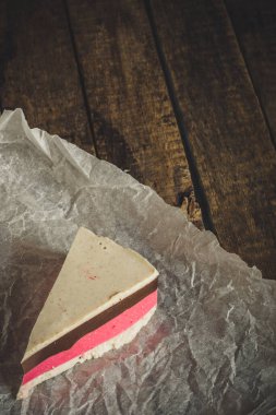 Lezzetli ev yapımı ahududulu cheesecake manzarası