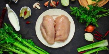 Sebzeli tavuk filetosu.