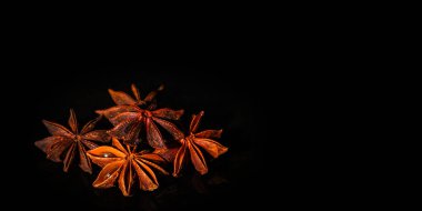 anasol yıldızları koyu arkaplanda