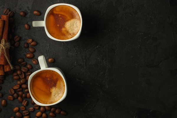 Tutup Cangkir Dengan Latte — Stok Foto