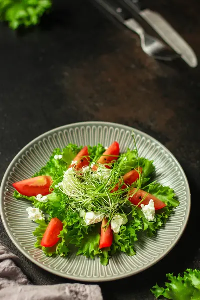 Salada Com Verduras Frescas Verdes — Fotografia de Stock