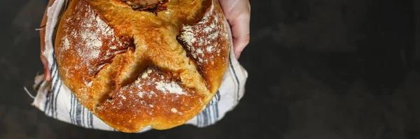 Крупним Планом Свіжоспечений Хліб — стокове фото