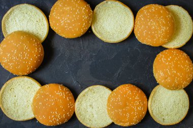 Hamburgerler için çörekler.