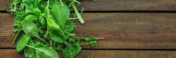 Fresh Green Basil Leaves Wooden Background — Stock Photo, Image