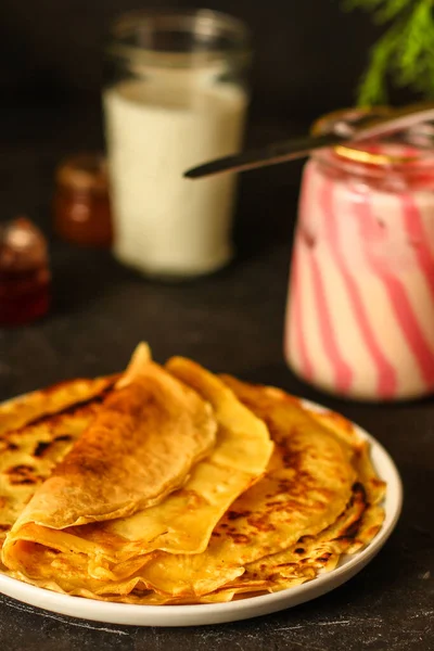 Närbild Pannkakor Tallriken — Stockfoto