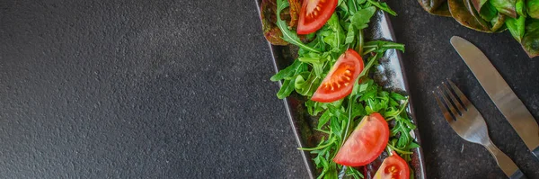 Ensalada Verduras Con Tomates Rúcula Lechuga — Foto de Stock