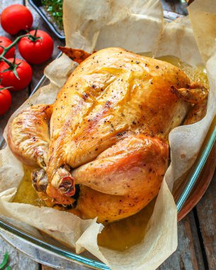 Kızarmış tavuk tepesi manzarası.